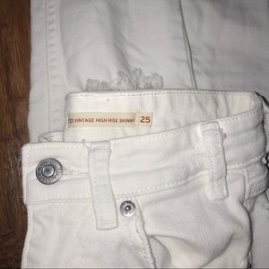 Levi’s 721 vintage high rise skinny jeans